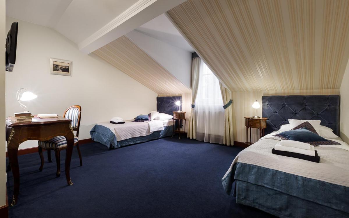 Hotel Stary Zdroj ชเวียราโดว์-สโดรยจ์ ภายนอก รูปภาพ
